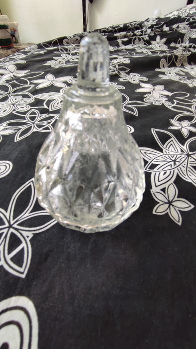 Ретро захарница круша