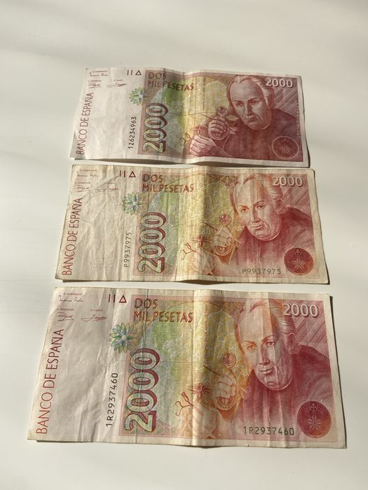 3*2000 песети Испания