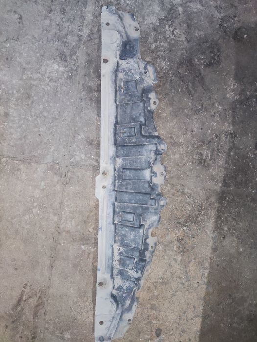 Пыльник бампера мазда3 БК