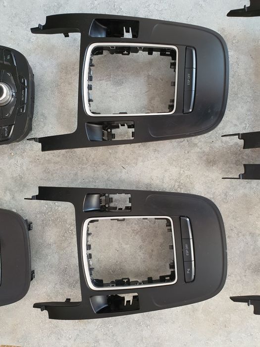 Consola navigatie Audi A4 B8 A5/Consola centrala Audi A4 B8 A5
