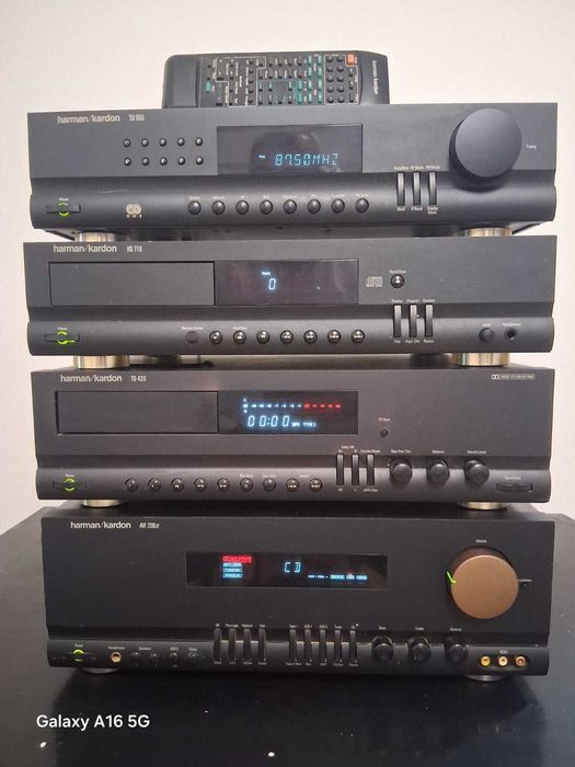 Linie Audio Harman Kardon + Telecomandă