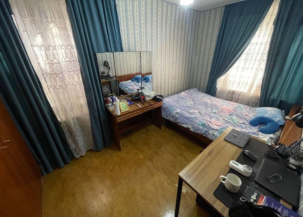 ÷ КИРПИЧ 3/1/5 Балкон 2х6 Чиланзар 25-квартал  продаётся квартира