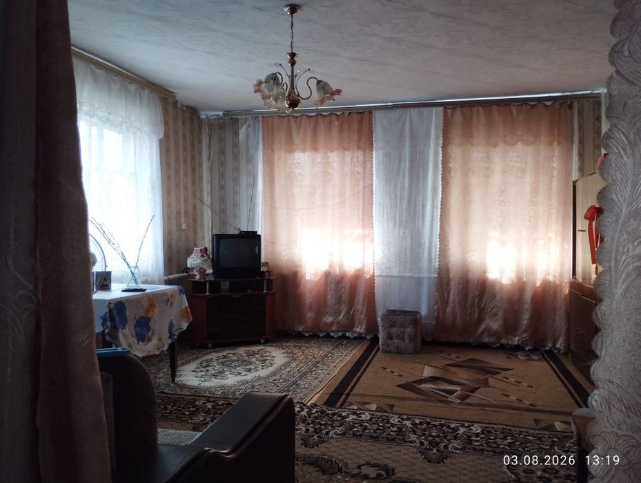 Продаётся   дом  .