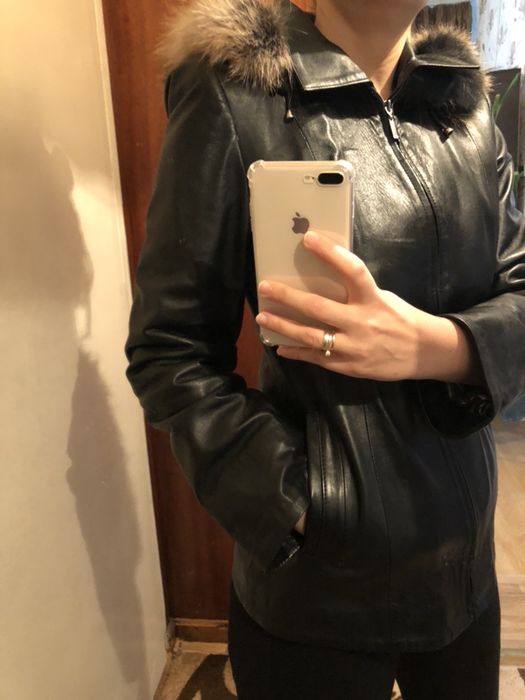 Яке естествена кожа с качулка с пух