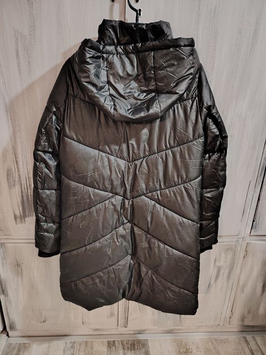 Дълго яке с качулка