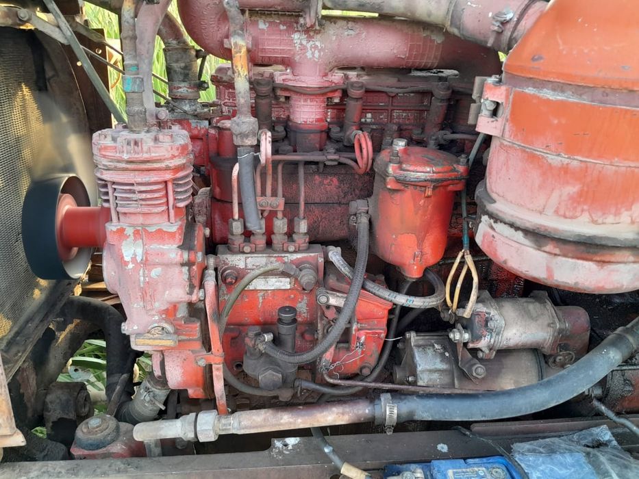 ЮМЗ-сатылады. МоторыМТЗ-80.