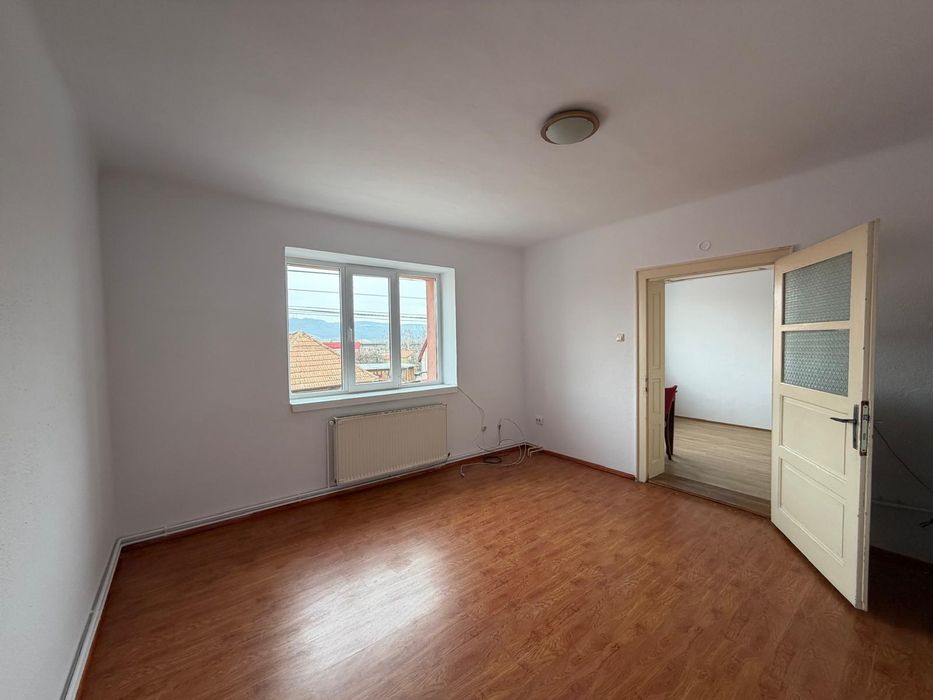 Casa 4 camere Trei Stejari