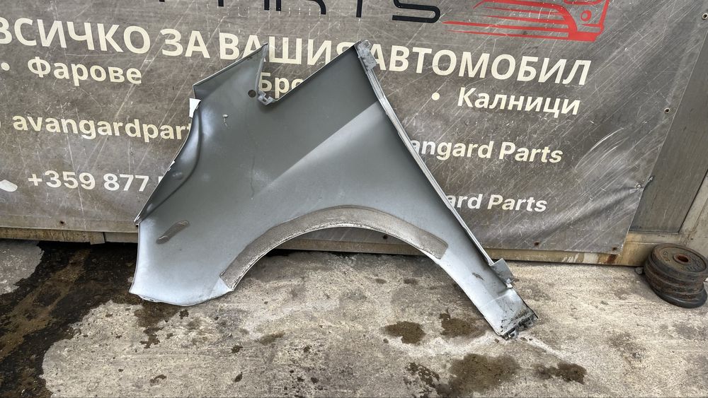 4 броя ляв и 3 броя десен калник Mercedes Vito W447 (2015-2018)