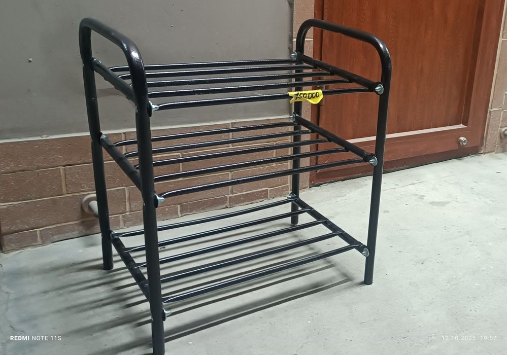 Продаю полку для обуви