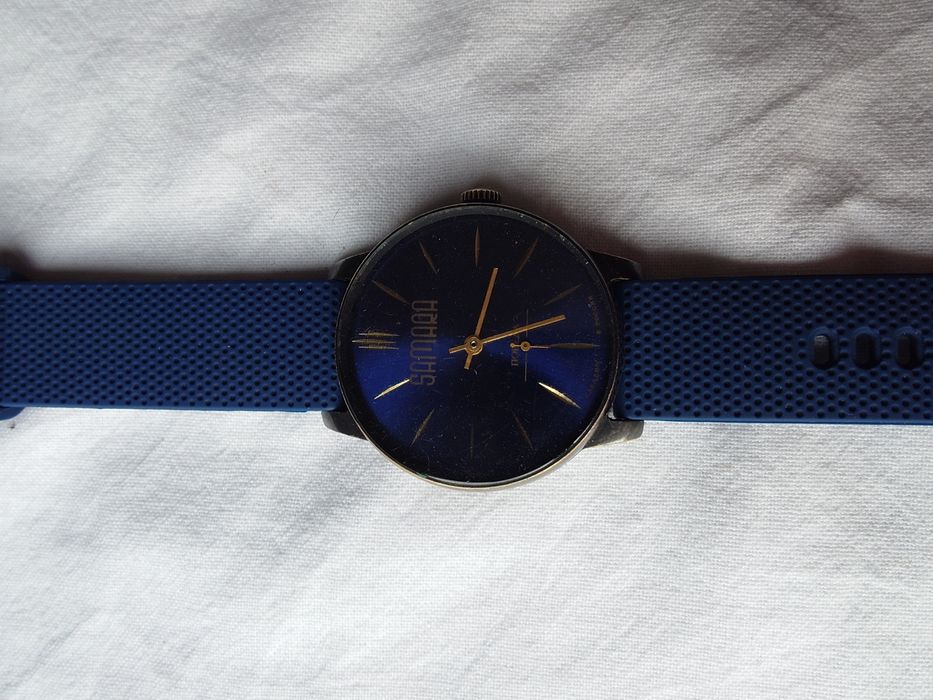 Победа Самара, руски механичен часовник, с ръчно навиване.