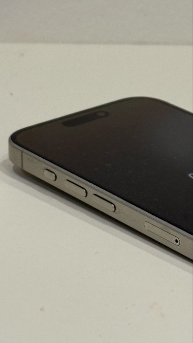 Продам iPhone 15 pro