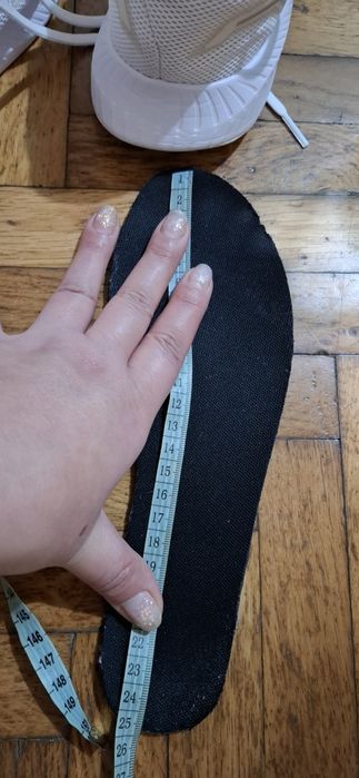 Adidasi adidas marimea 39