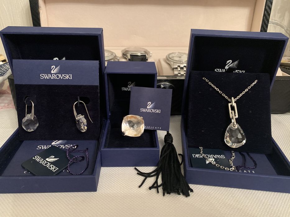 Swarovski бижутерия