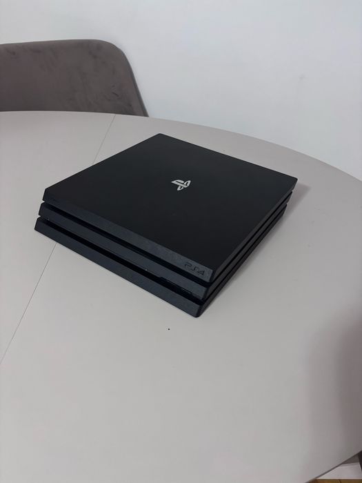 Play Station 4 Pro