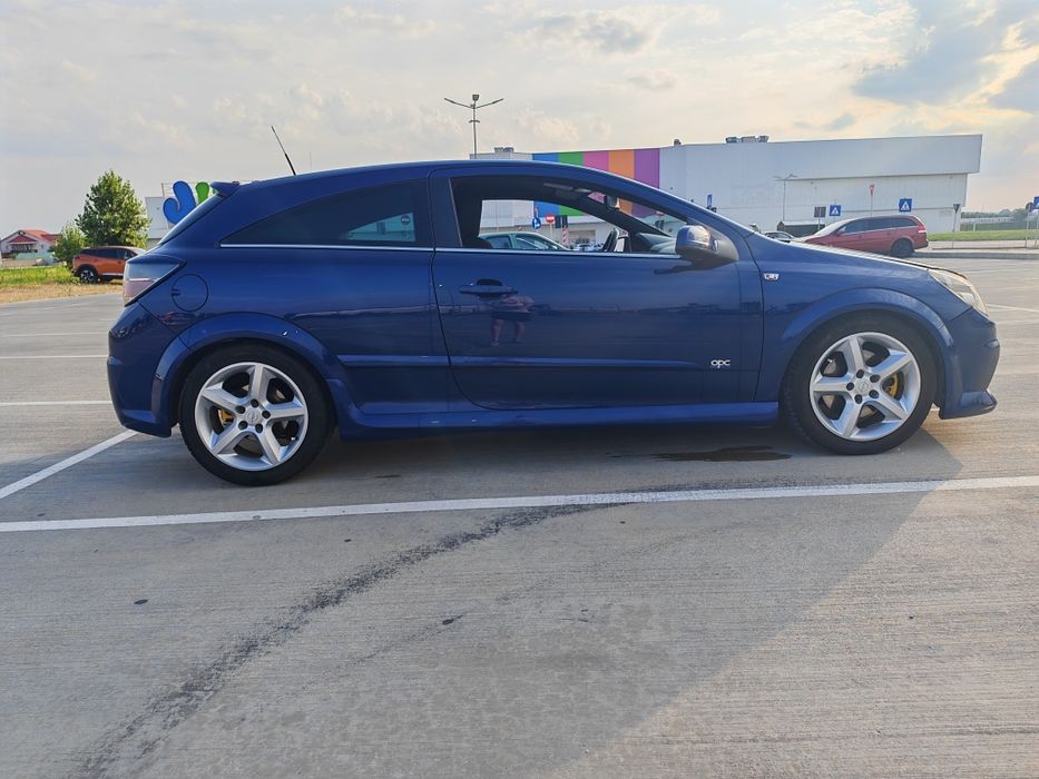 Opel Astra H GTC 2.0 turbo