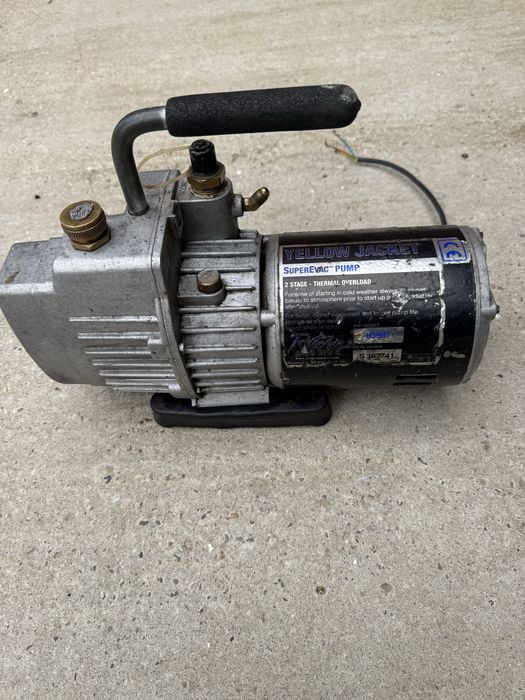 Промо Вакум помпа Yellow Jacket