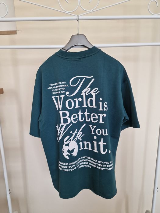 Страхотни тениски , овърсайз,  унисекс 
INFINGTER 
Най-висок клас материя и
изработка
Размери  S M L XL 2XL 
Всеки един артикул разполага с QRкод за
п