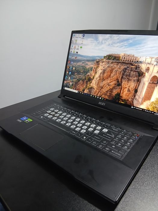Notebook  I7 13avlod