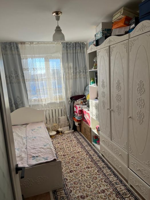 Курайлыдан 3 бөлмелі пәтер сатылады