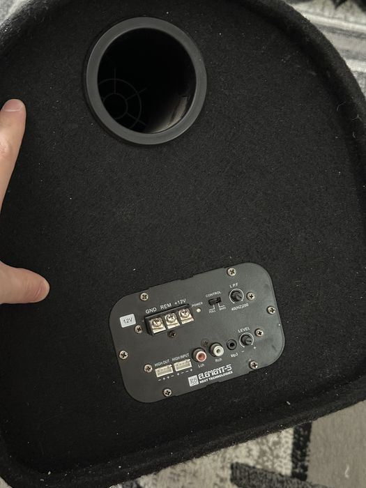 Продаю сабвуфер 5 элемент