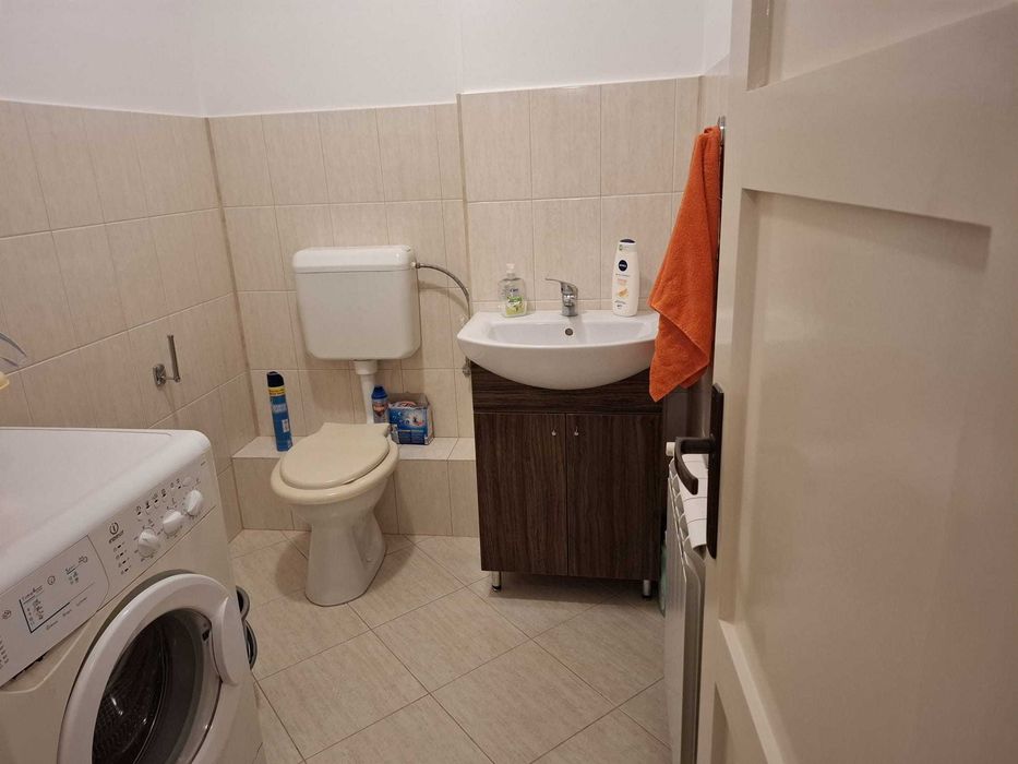 De vanzare apartament cu 3 camere