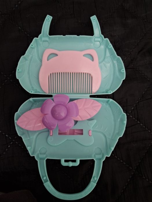 Lot jucarii dulap si poseta