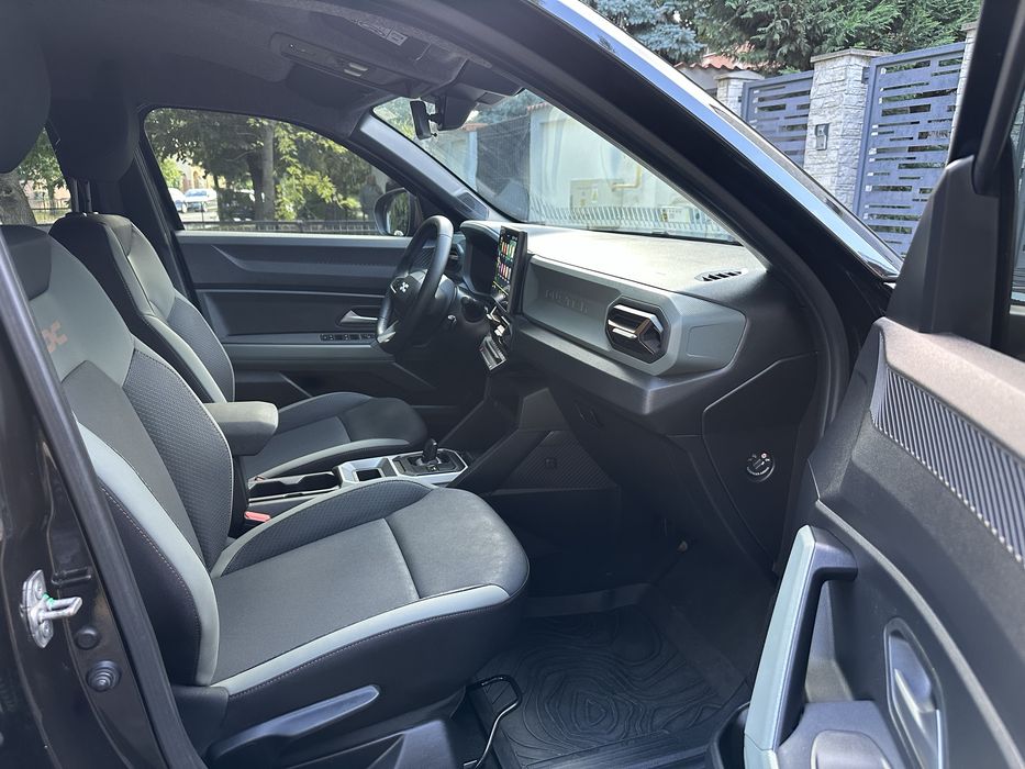 Dacia Duster New Model EXTREME 2025 Motor 1.6 Hybrid 140 CP Cutie Automata , Persoana Juridica TVA inclus Desuctibil / Leasing / BuyBack