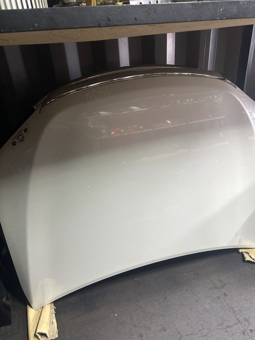 Капот на Камри 50