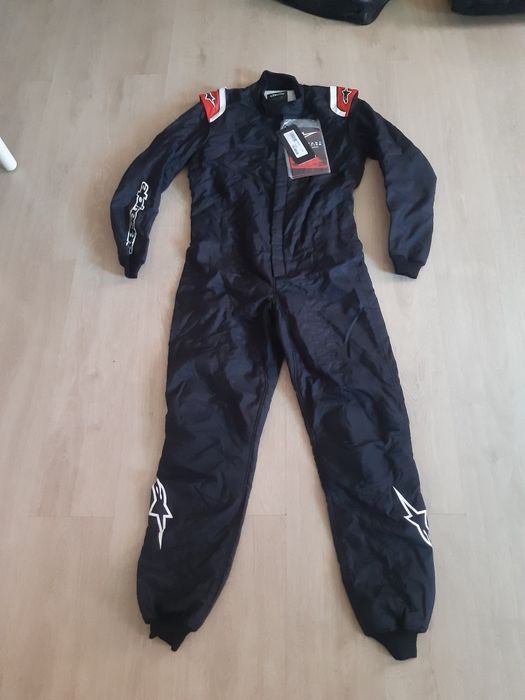 Alpinestars, combinezoane auto,mănuși auto
