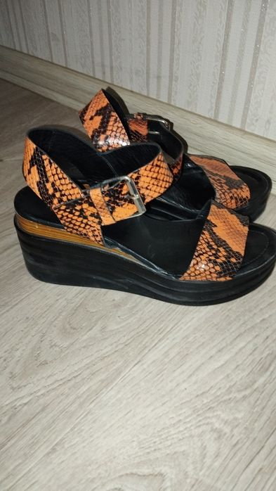 Обувь женская Бавер