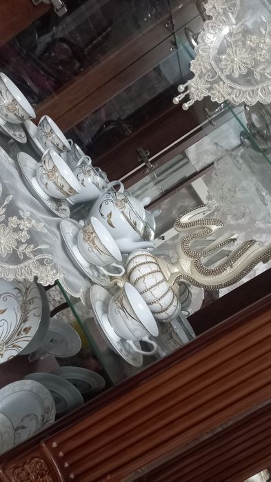 Kamot burchelari stol stul idishla salfetkalari padarka