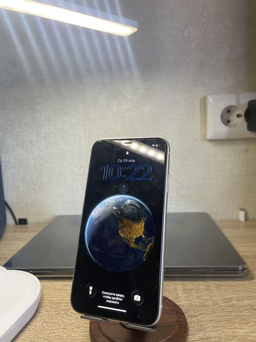 Продам айфон 11 iphone 11