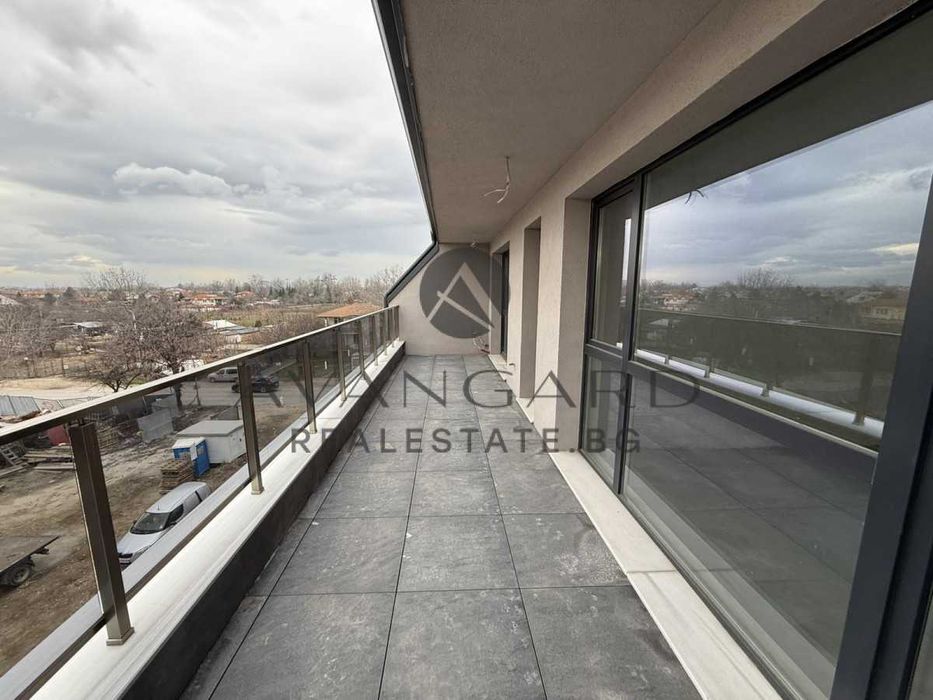 оф.24757 Тристаен апартамент/ Гребна база