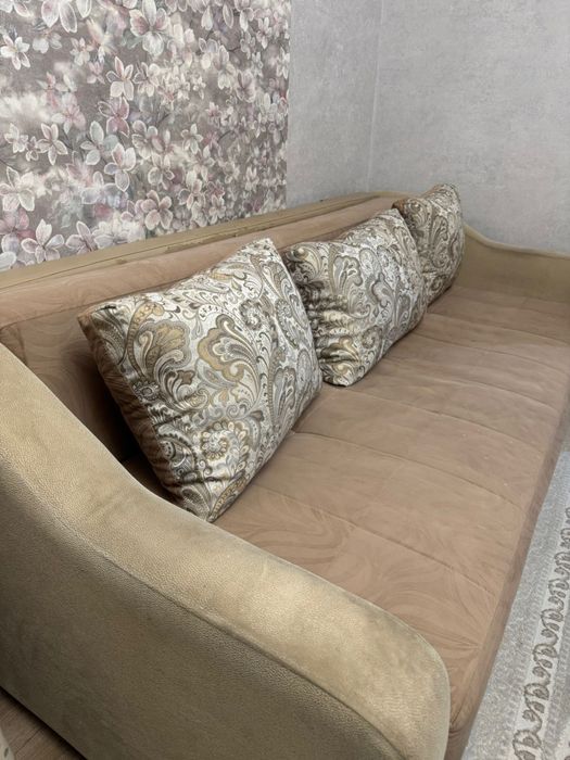 продам диван большой и маленький