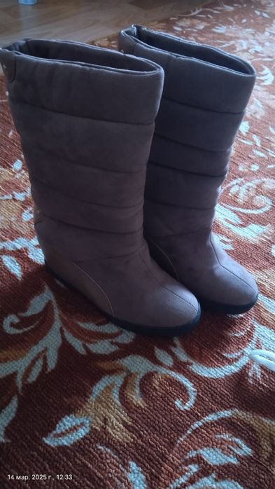 Замшевые сапоги дутой формы