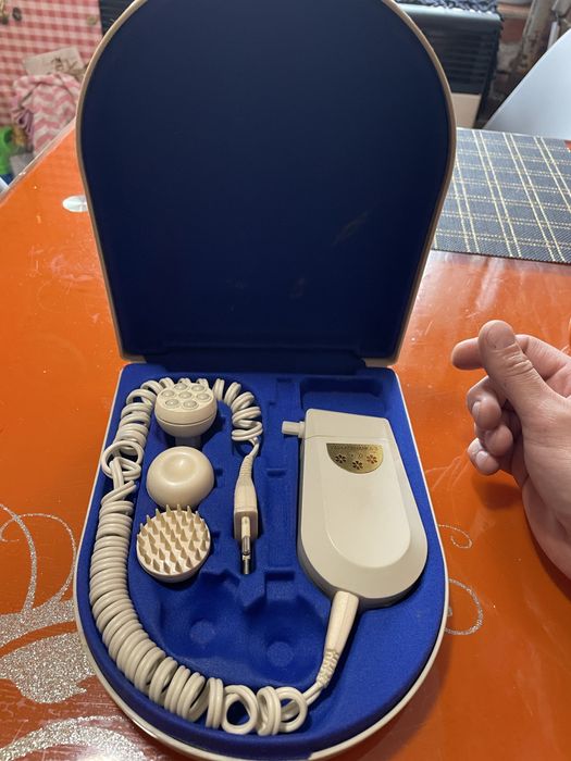 Продам массажёр для лица советский