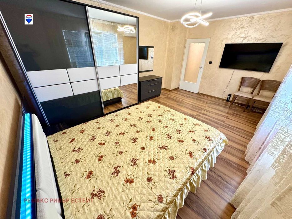 Продава се Двустаен апартамент в Русе, Чародейка - Север - 63 кв.м за 1308 €/кв.м - Снимка #2
