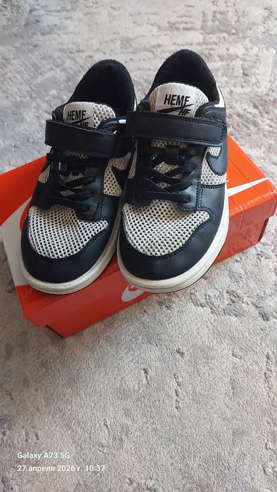 Продам кроссовки.  В хорошем состоянии