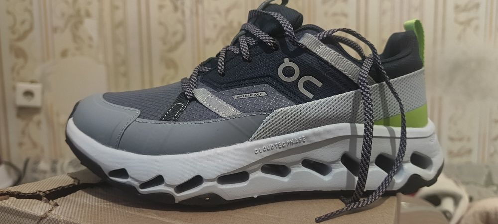 Кроссовки On R.C.