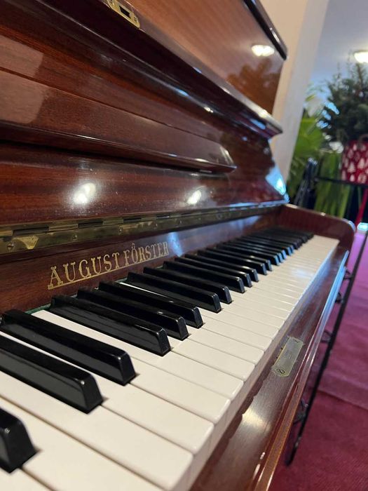Немско пиано August Förster