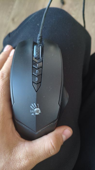 Мышка Bloody v8m