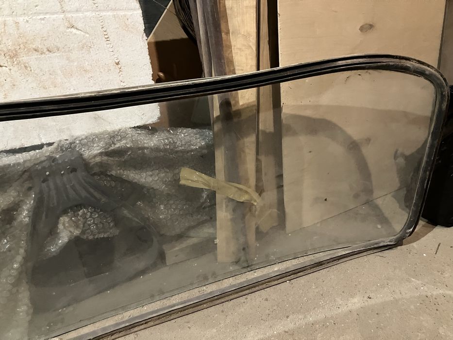 Лобовое стекло ЗИЛ