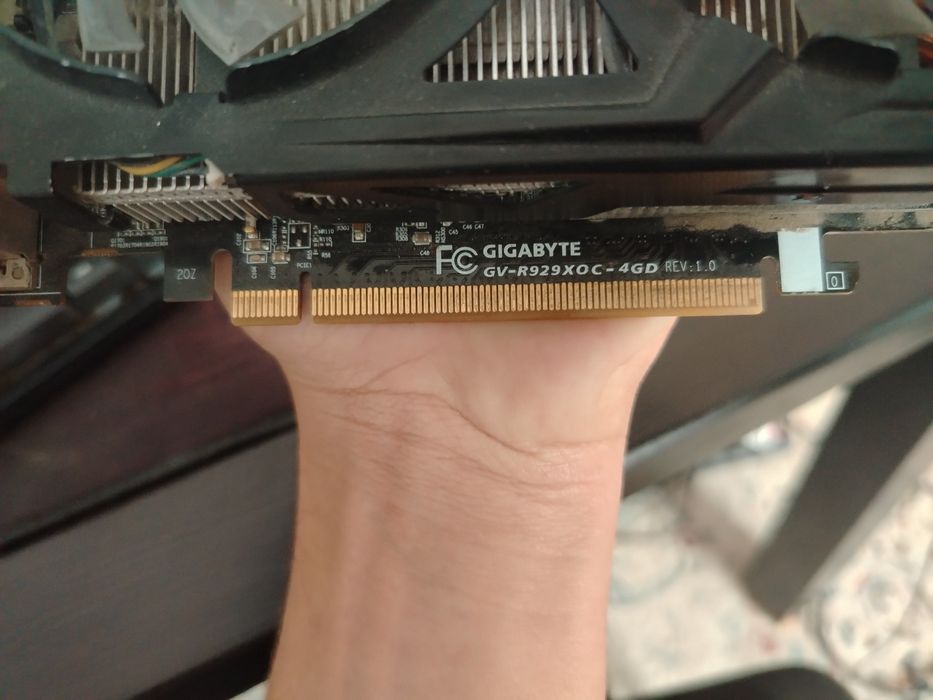 Видео адаптер Gigabyte Gv-R929XOC-4GD