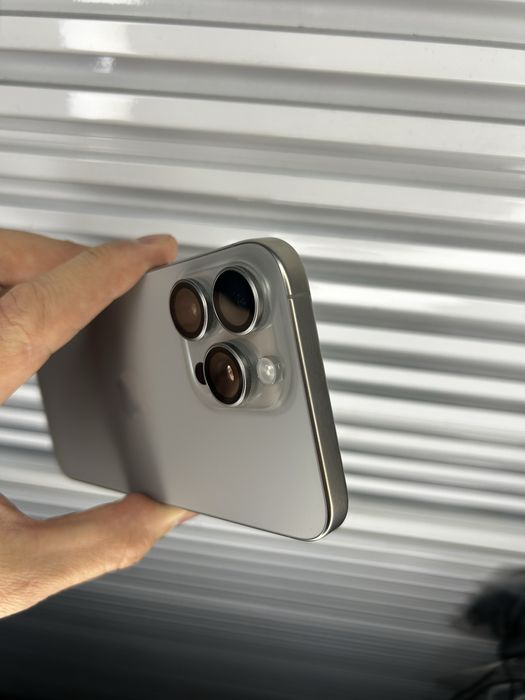 Продам айфон 15 про макс