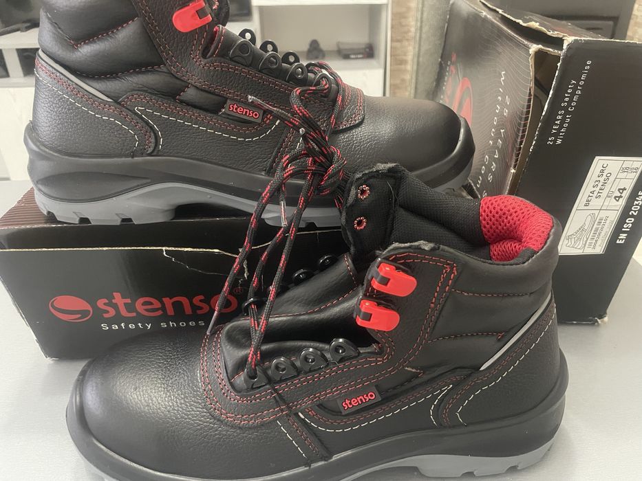 Продавам два чивта обувки