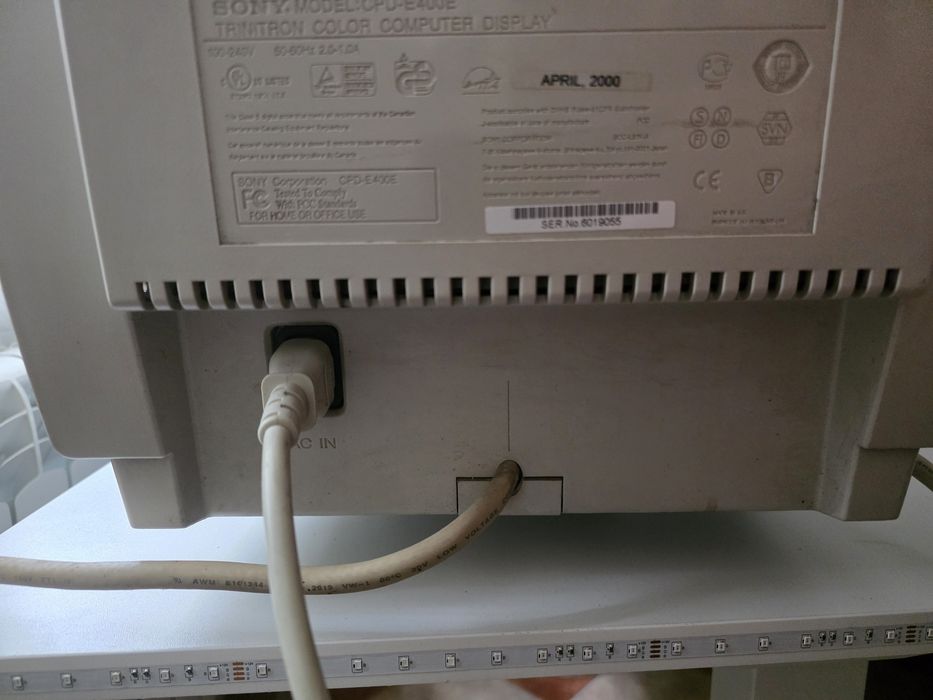 Ретро Гейминг Монитор 19" Sony Multiscan E400 Trinitron