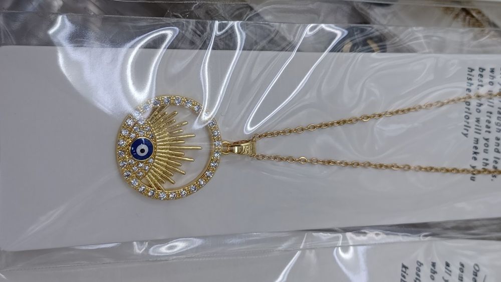 Медицинска стомана не променя цвета си