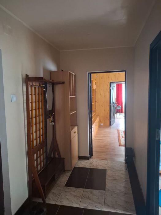 Apartament semicentral 3 camere de inchiriat