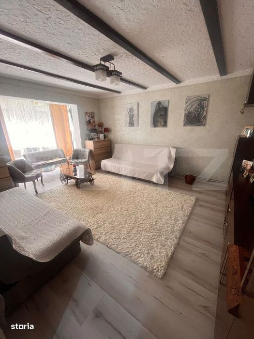 Apartament 3 camere, decomandat, Cuza Voda 1