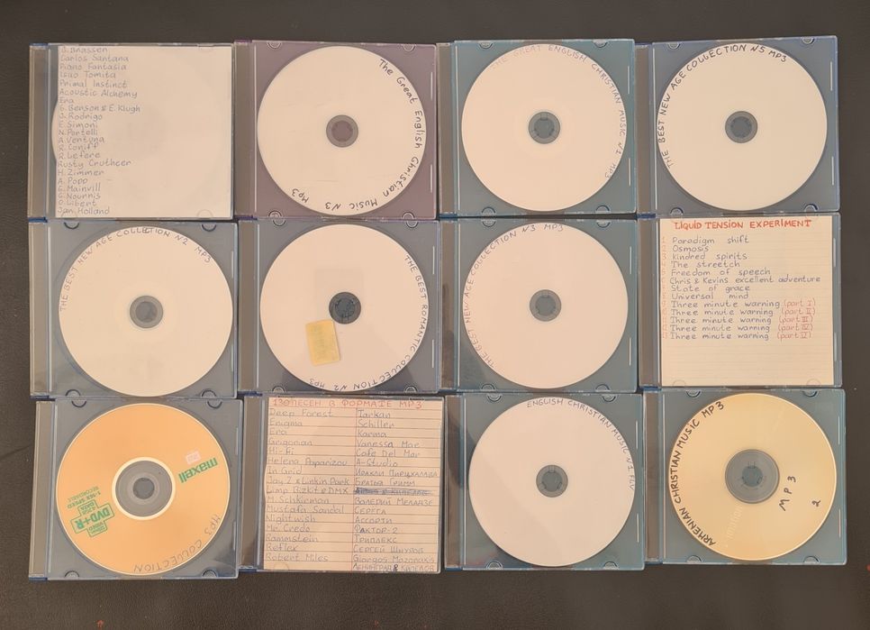 Колекция от над 110 оригинални музикални CD албуми (Rock, Metal, Pop, Alternative) + Подарък записани дискове!